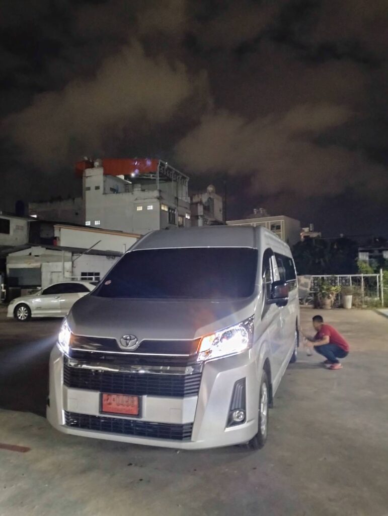 บริการรถตู้พร้อมคนขับหาดใหญ่